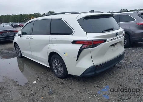 2021 Toyota Sienna Xle from USA, damaged, VIN 5TDYRKEC7MS014648
